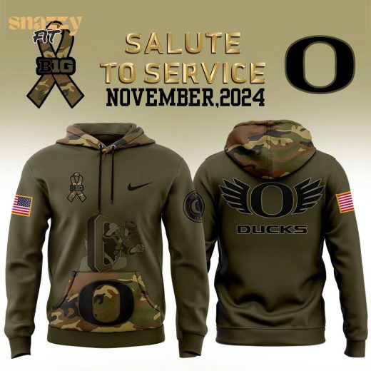 Men’s Oregon Ducks Football Nike Camo 2024 Salute to Service Club Fleece Pullover Hoodie – Military